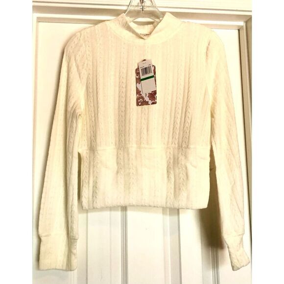 BOG - 🎉HP🎉 BAND OF THE FREE NWT “Raquel Ivory Cropped Pullover Sweater/Mock Neck - Picture 3 of 15